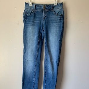 Double Button Skinny Jeans Medium Wash